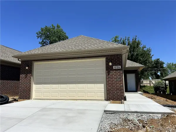 1234 Elizabeth Lane, Jeffersonville, IN 47130