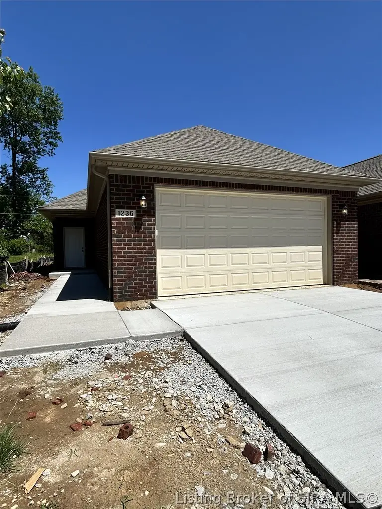 1236 Elizabeth Lane, Jeffersonville, IN 47130 - #1