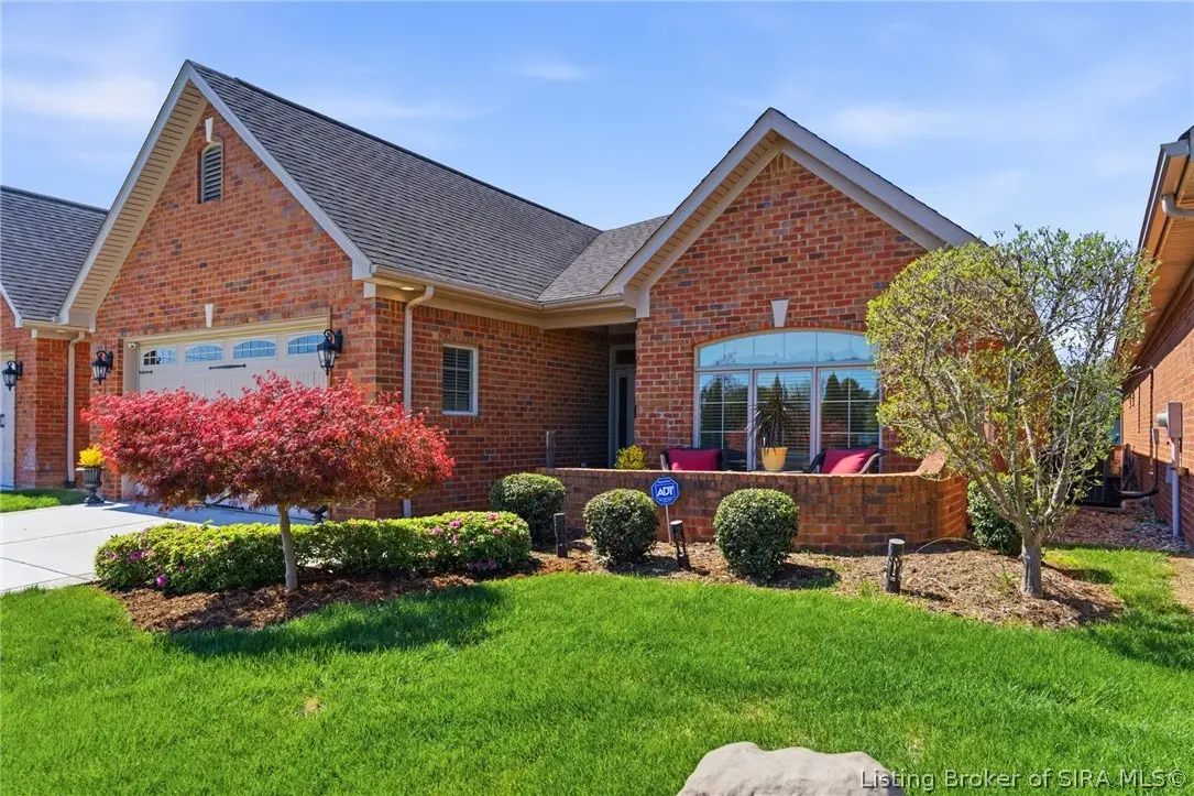 102 Victoria Drive, Jeffersonville, IN 47130 - #1