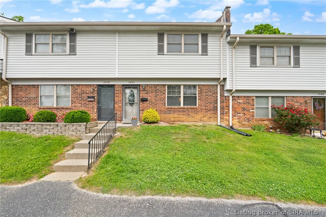 3041 Wooded Way, Jeffersonville, IN 47130 - #1