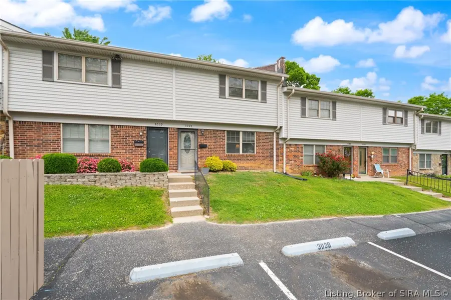 3041 Wooded Way, Jeffersonville, IN 47130 - #2