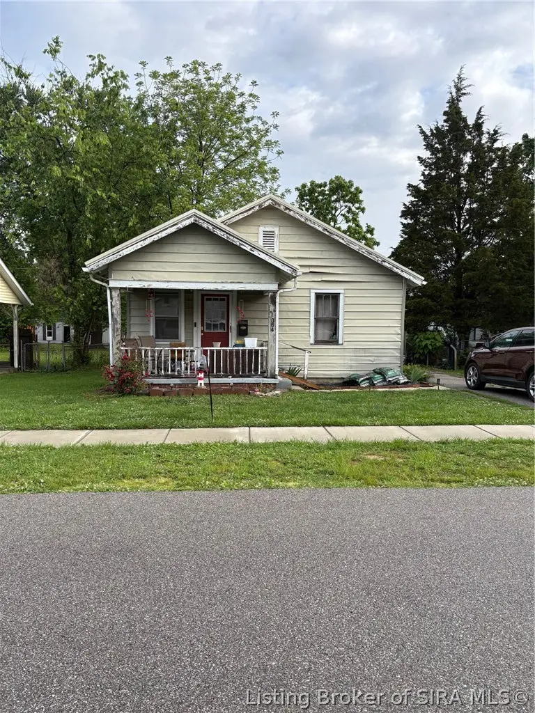 364 W Cherry Street, Scottsburg, IN 47170 - #1
