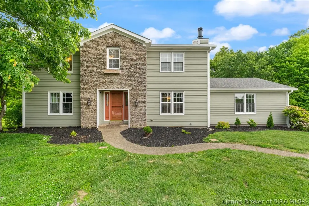 2013 Beckin Drive, Floyds Knobs, IN 47119 - #1