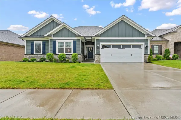3035 Bridlewood Lane, New Albany, IN 47150