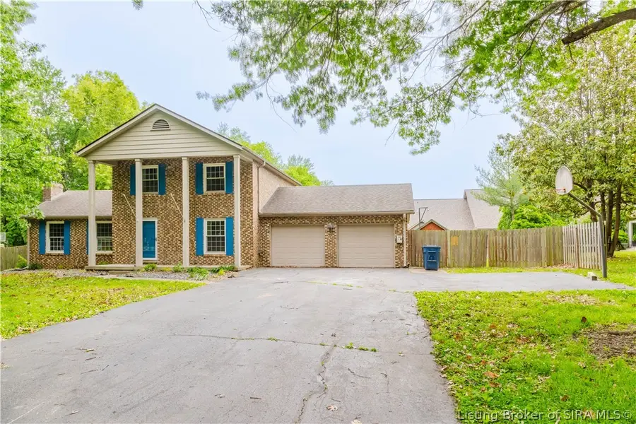 613 Catalpa Street, Sellersburg, IN 47172 - #2