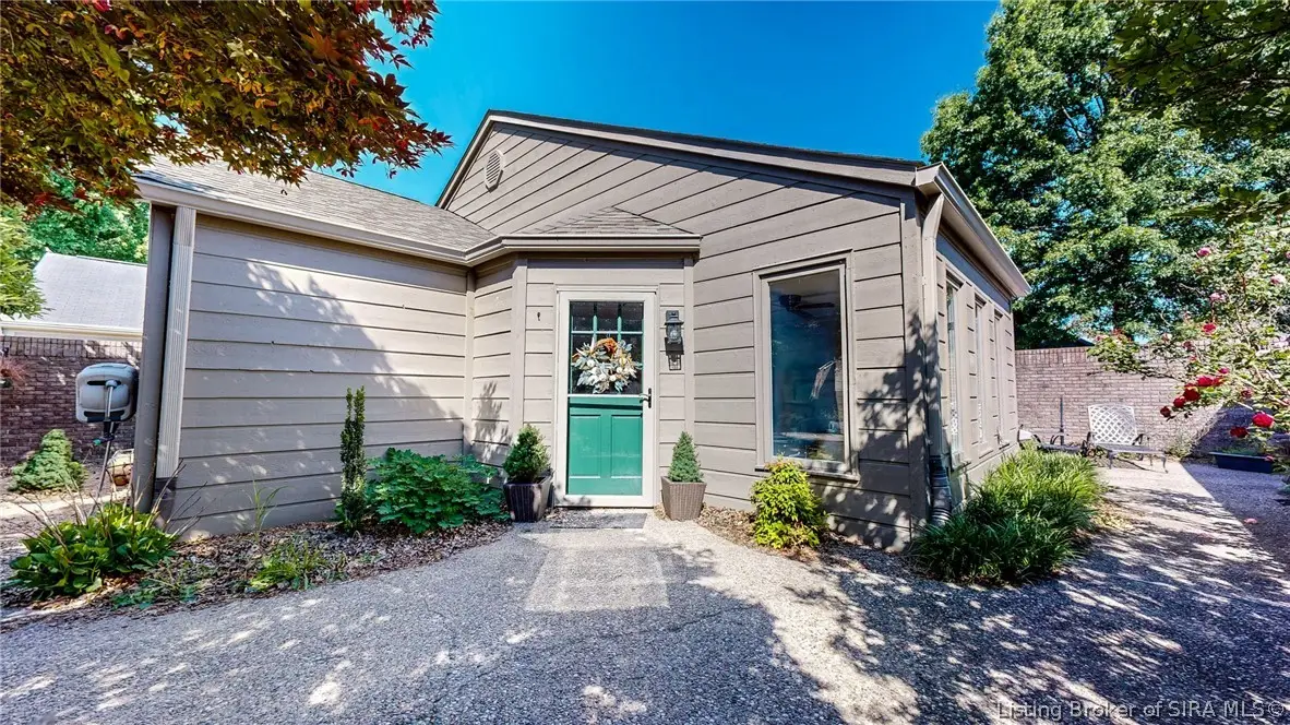 33 Abby Chase, Jeffersonville, IN 47130 - #1