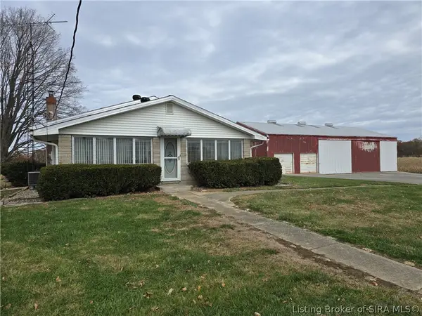 8261 W Cox Ferry Road, Campbellsburg, IN 47108