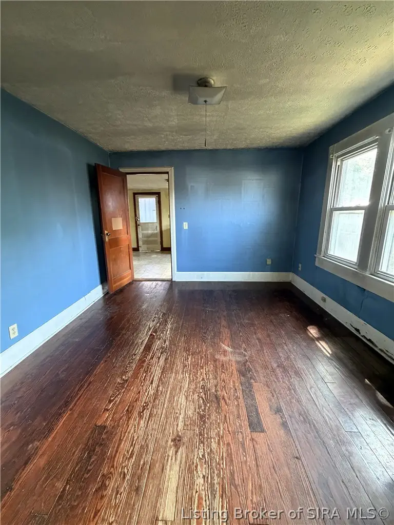414 Miller Avenue, Sellersburg, IN 47172 - #3