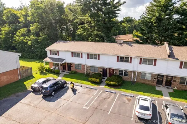 3157 Wooded Way, Jeffersonville, IN 47130