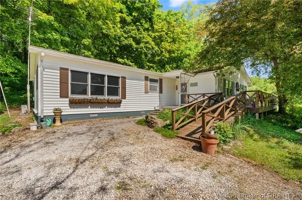 2394 West Old Felker Road, English, IN 47118