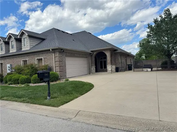 3707 Riverwalk Court, Jeffersonville, IN 47130