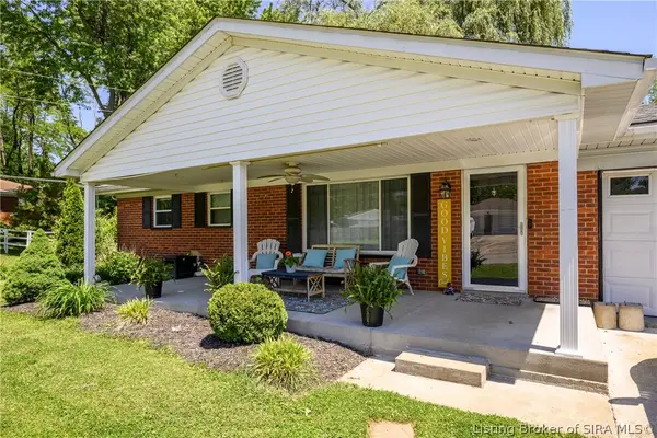 710 Georgian Avenue, Sellersburg, IN 47172