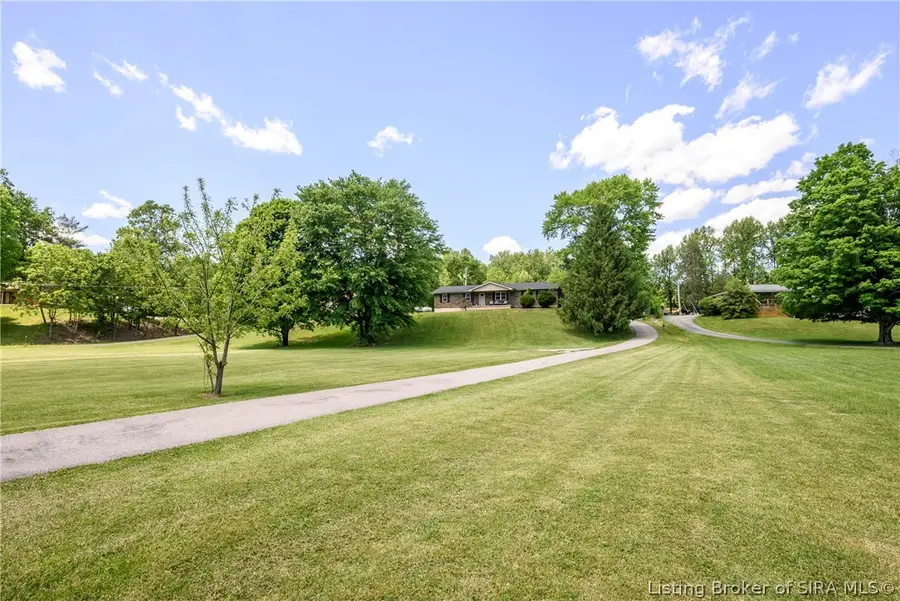 4498 Bethel Road, Floyds Knobs, IN 47119 - #3