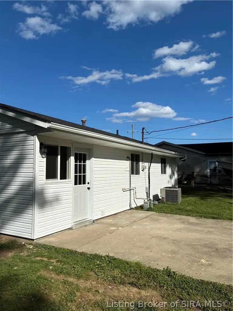 1105 Spruce Drive, Jeffersonville, IN 47130 - #3