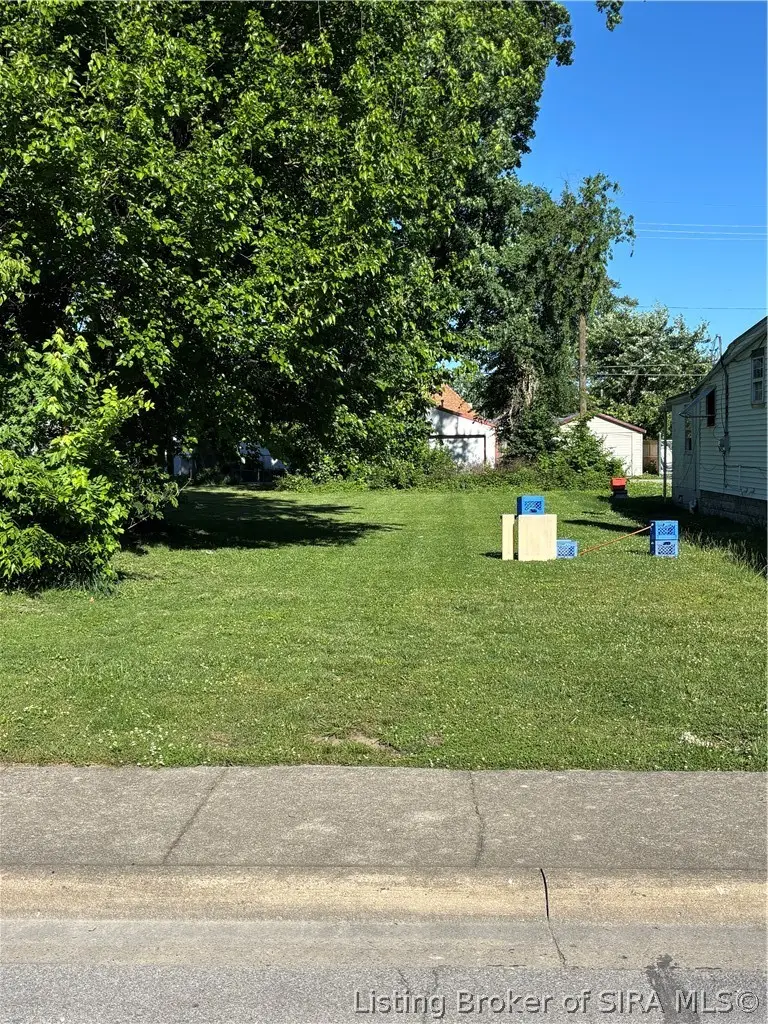1317 Locust Street, New Albany, IN 47150 - #1