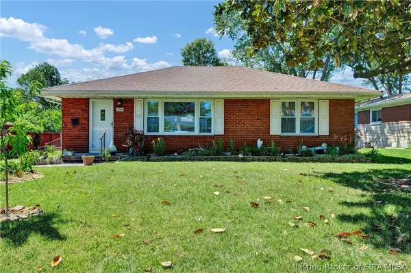 2595 E Robin Road, New Albany, IN 47150