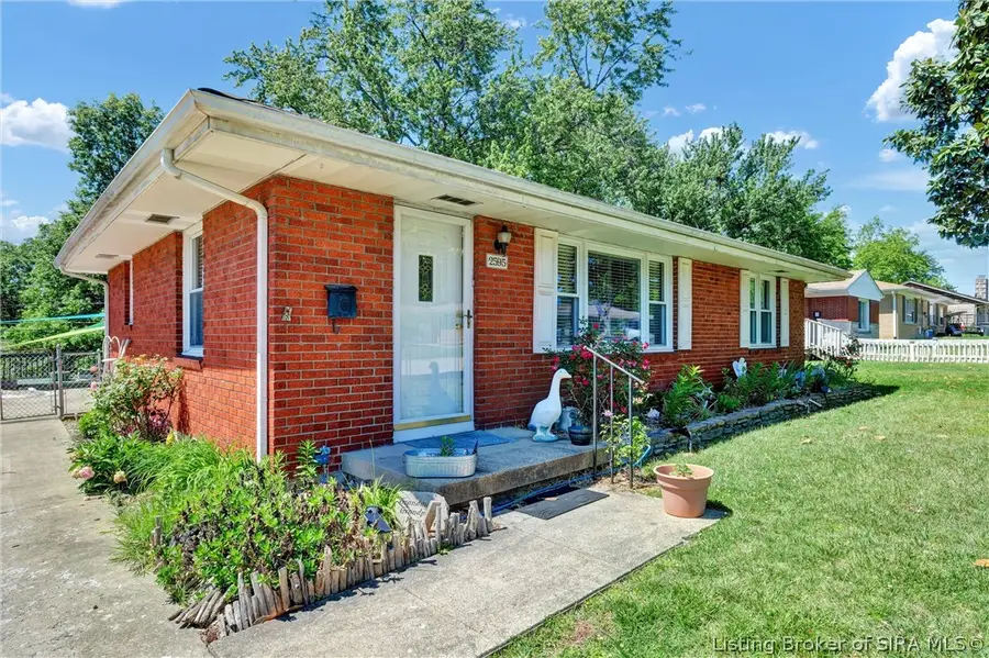 2595 E Robin Road, New Albany, IN 47150 - #2