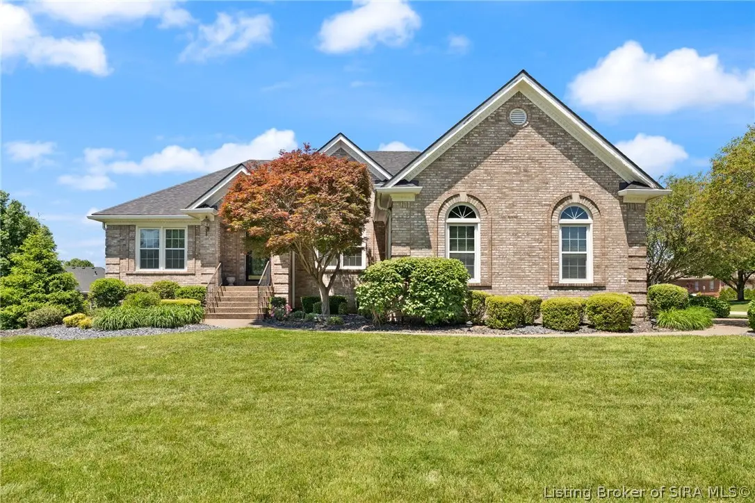 3310 Twelve Oaks Court, Sellersburg, IN 47172 - #1