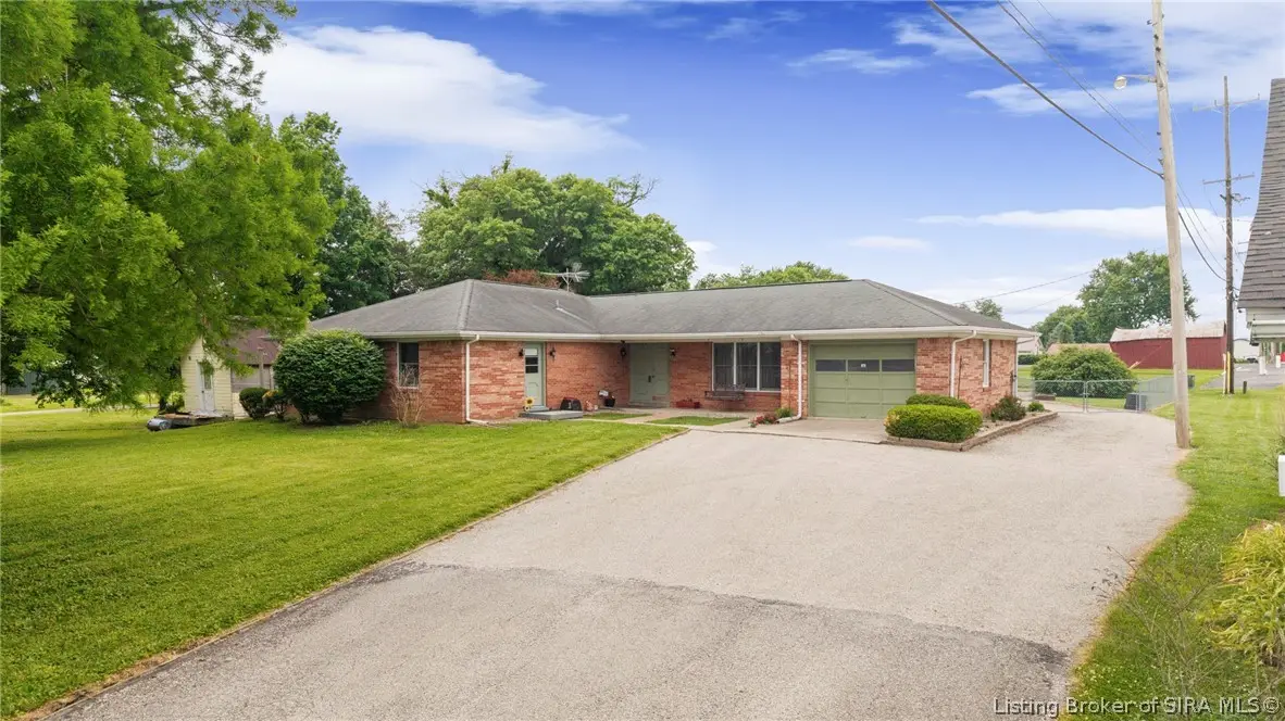 109 S Poplar Street, New Washington, IN 47162 - #1