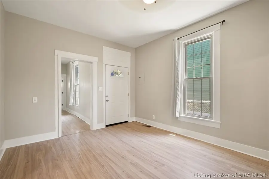 618 Culbertson Avenue, New Albany, IN 47150 - #3