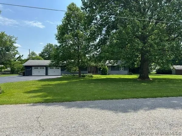 569 N Rush Creek Road, Salem, IN 47167