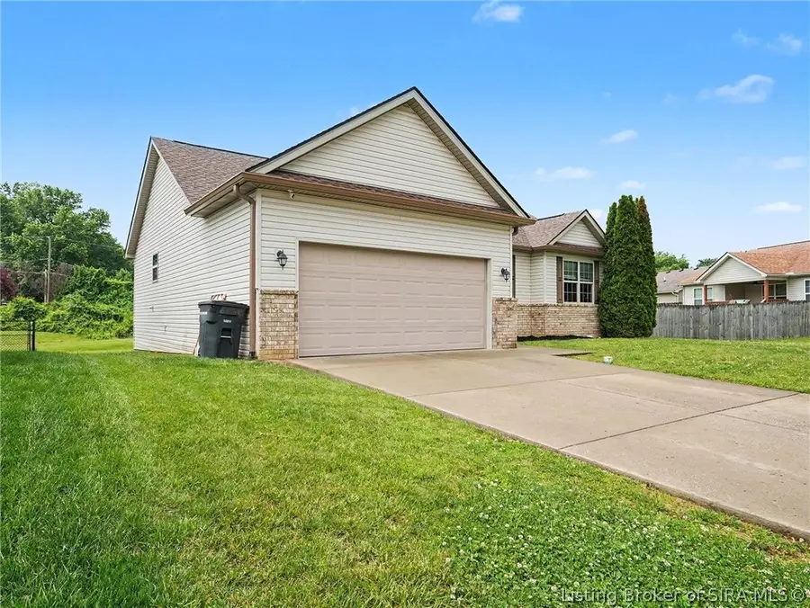 1704 Sydney Circle, Jeffersonville, IN 47130 - #3
