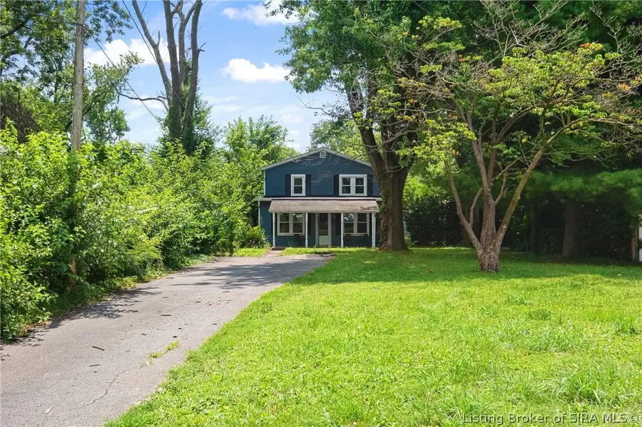 1402 E 9th Street, Jeffersonville, IN 47130 - #2