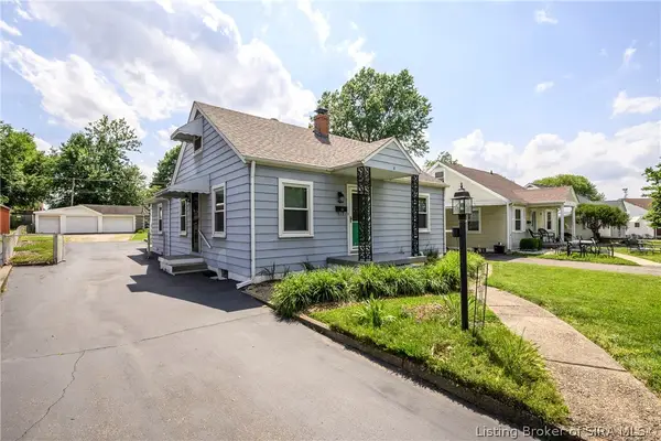 8 Mann Court, New Albany, IN 47150