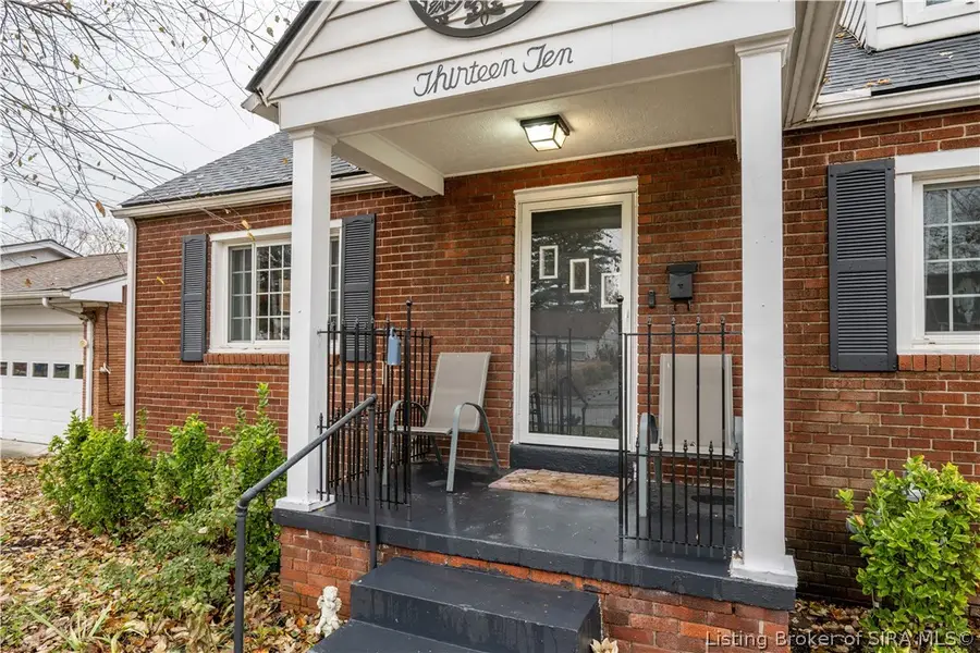 1310 E 9th Street, Jeffersonville, IN 47130 - #3