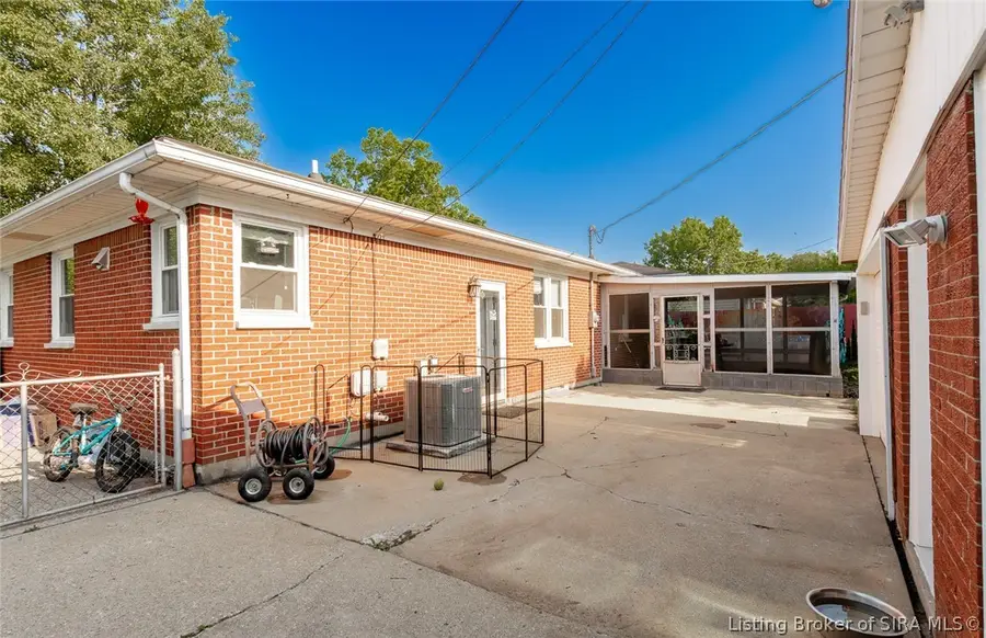2420 Jacobs Drive, New Albany, IN 47150 - #3