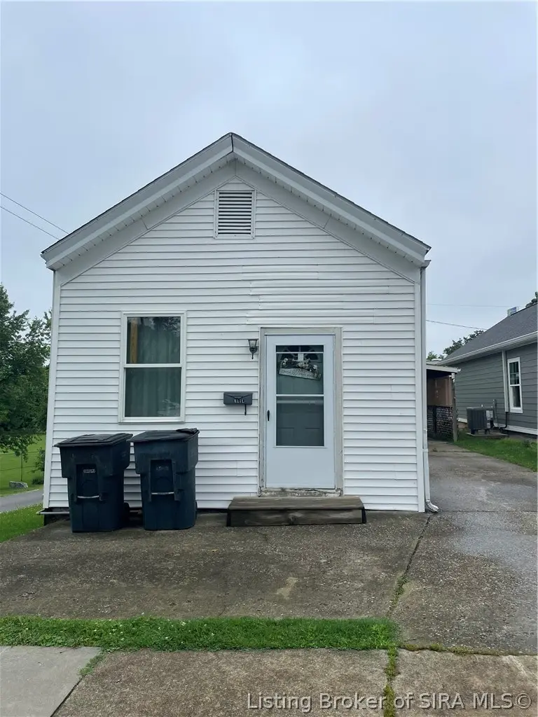 426 W Seventh Street, New Albany, IN 47150 - #1