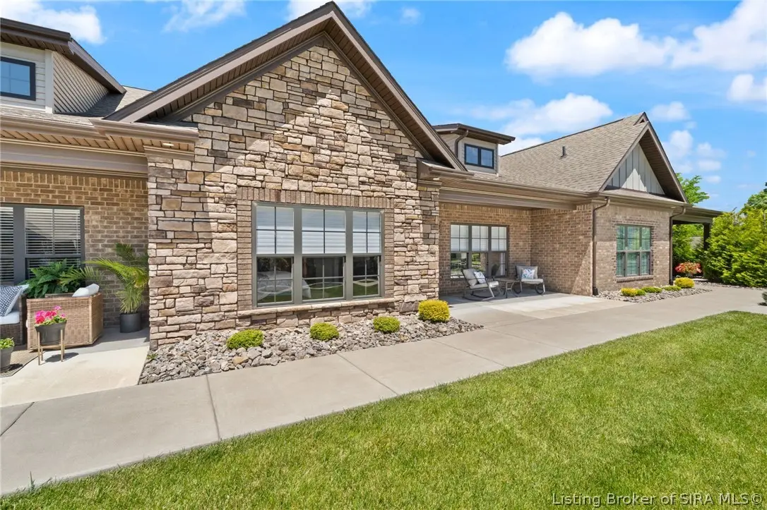 902 Glenwood Gardens Drive, Sellersburg, IN 47172 - #1