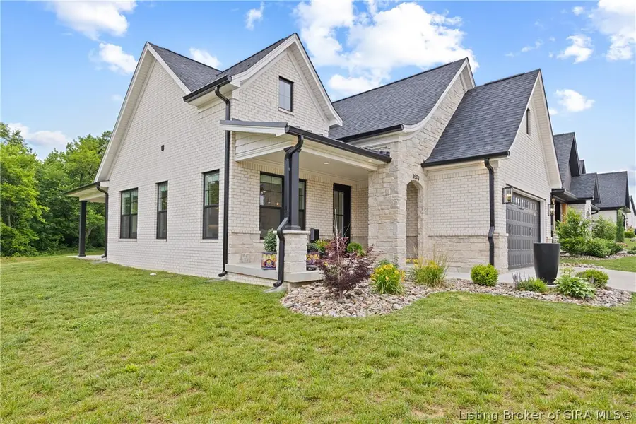 3502 Linnert Way, New Albany, IN 47150 - #3