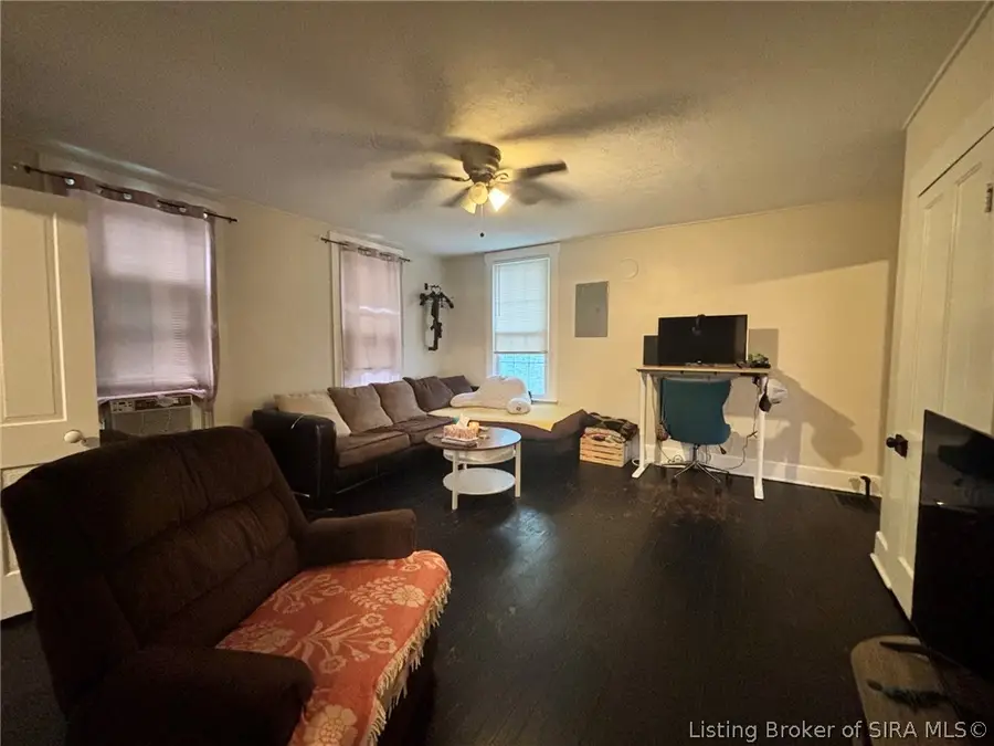 310 E 14th Street, New Albany, IN 47150 - #3