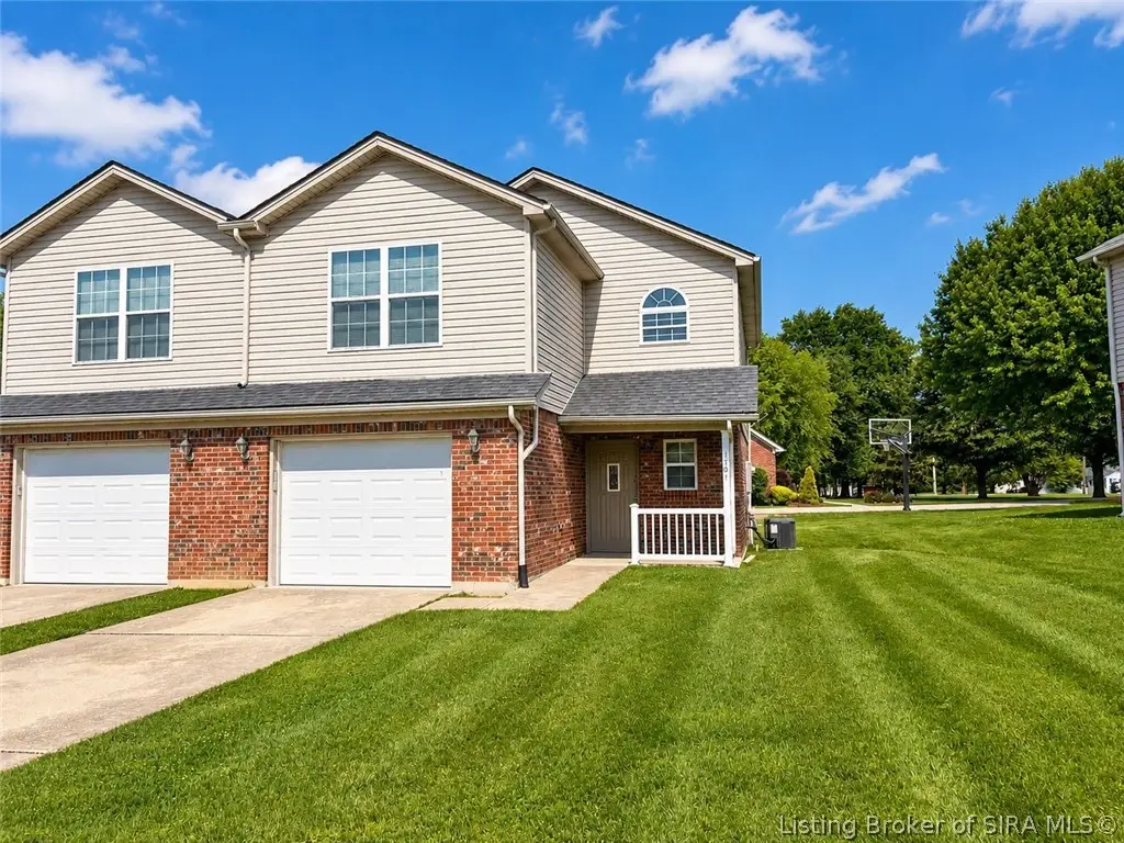 1504 St. Joe's Ct, Sellersburg, IN 47172 - #1