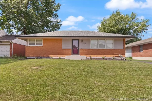 1535 Briarwood Drive, Clarksville, IN 47129