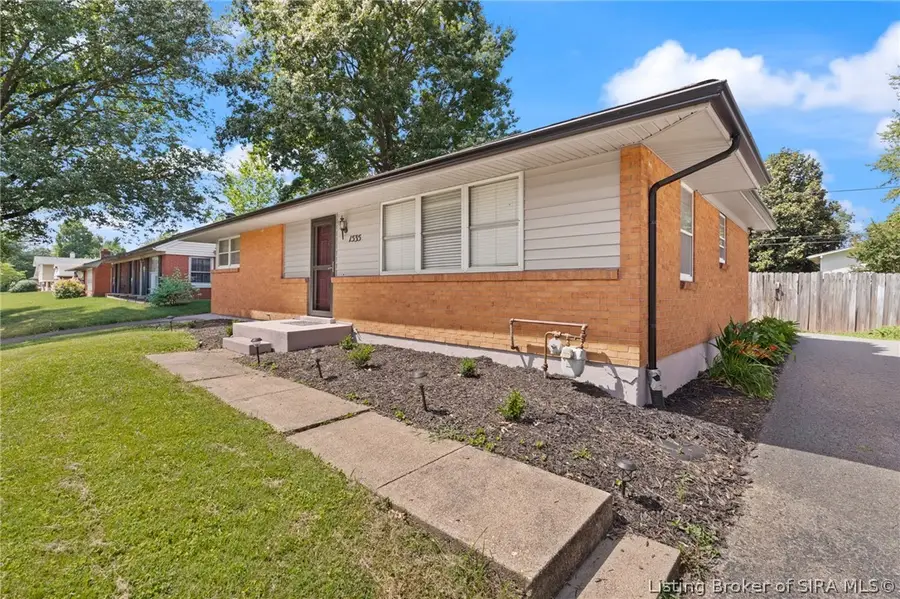 1535 Briarwood Drive, Clarksville, IN 47129 - #3