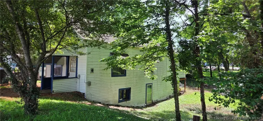 1536 Chartres Street, New Albany, IN 47150 - #2