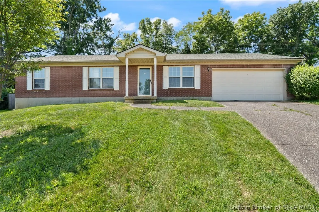 61 Wolfe Trace Ct, New Albany, IN 47150 - #1