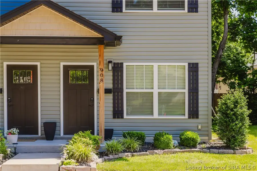 908 Mechanic Street, Jeffersonville, IN 47130 - #2
