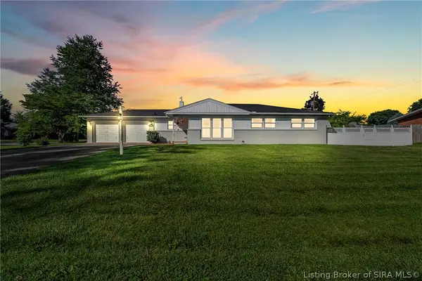 1310 Hibiscus Drive, Clarksville, IN 47129