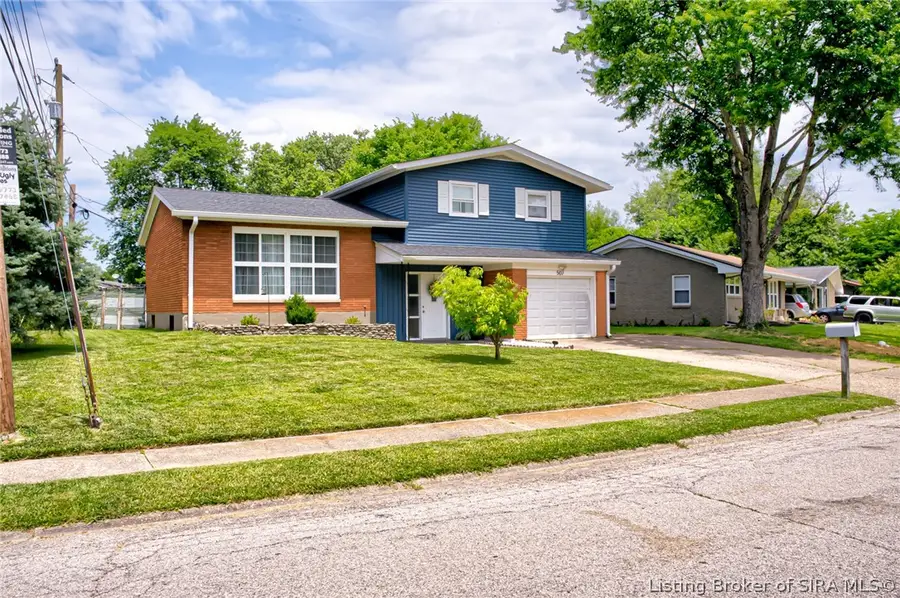 507 Spicewood Drive, Clarksville, IN 47129 - #3