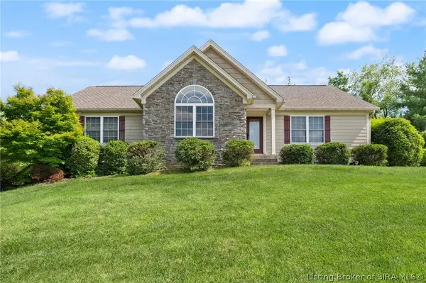 8276 Crimson Creek Court, Georgetown, IN 47122