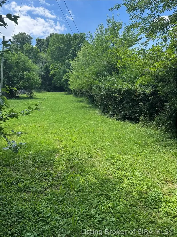 704 Boiling Springs Road, New Albany, IN 47150