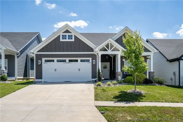 2048 Mary Ella Drive, Georgetown, IN 47122