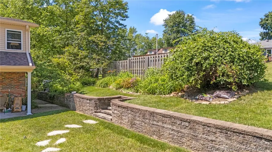 307 Hillcrest Drive, Madison, IN 47250 - #3