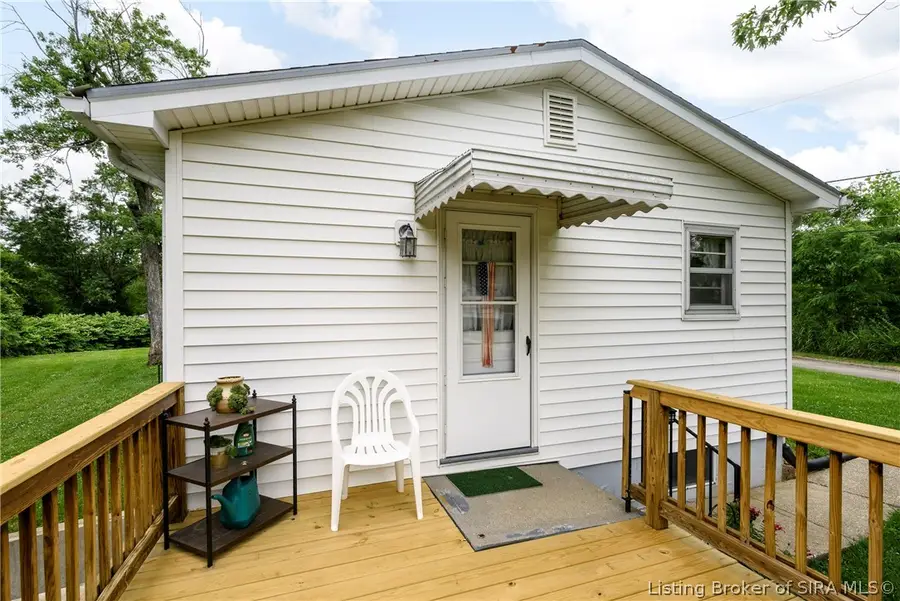 626 W 5th Street, New Albany, IN 47150 - #2