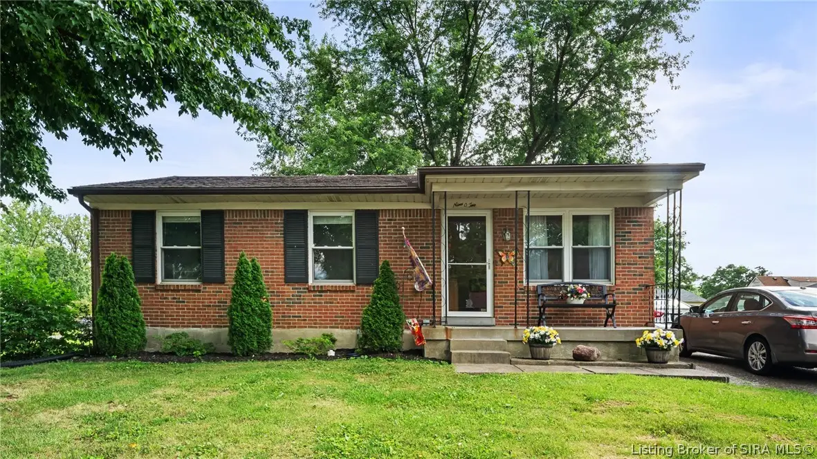 902 Washington Way, Jeffersonville, IN 47130 - #1