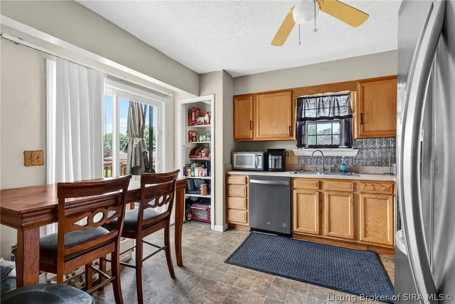 702 Hopkins Lane, Jeffersonville, IN 47130 - #3