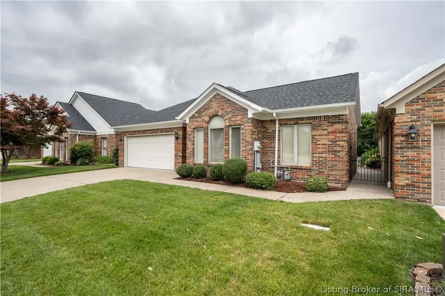 1615 Greenleaves Drive, Jeffersonville, IN 47130 - #3